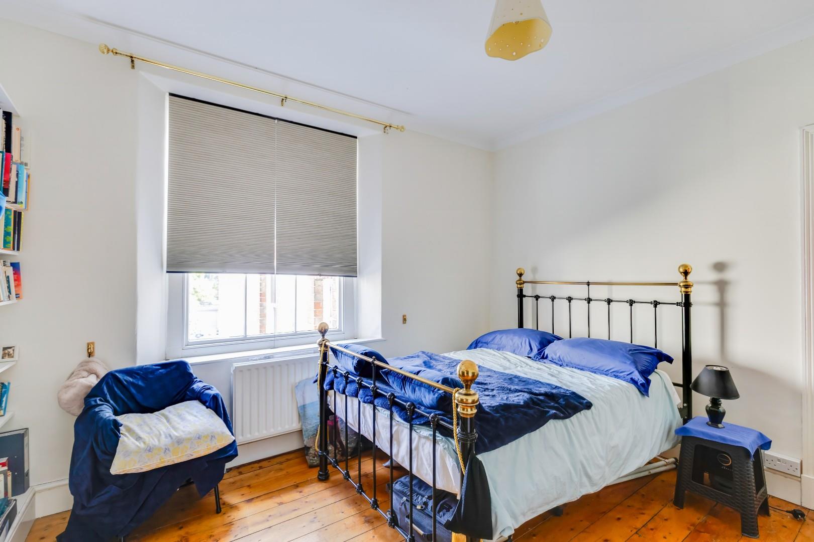 3 Church Avenue, Penarth, CF64 1AZ